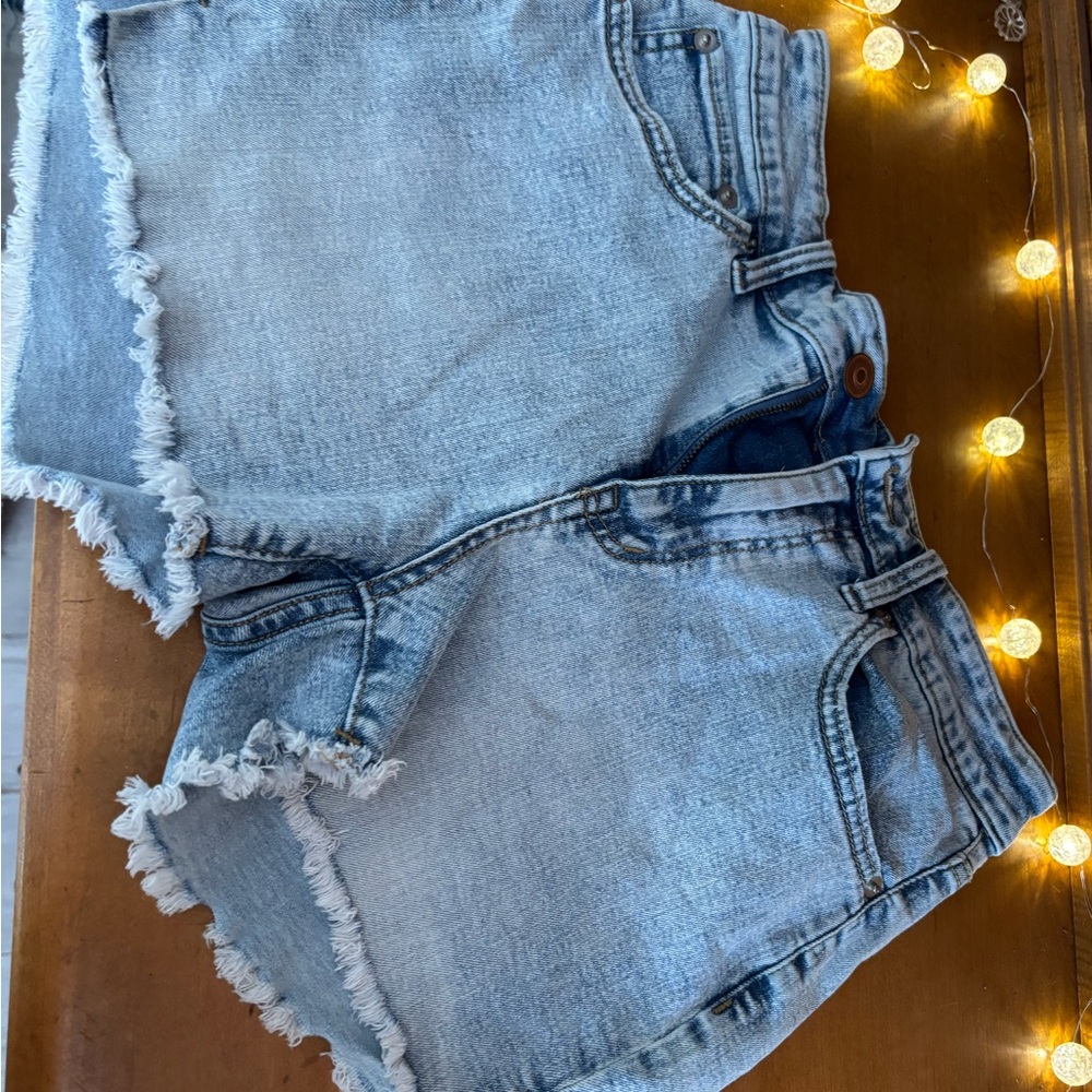 No Boundaries Blue Jean Shorts Frayed Hem